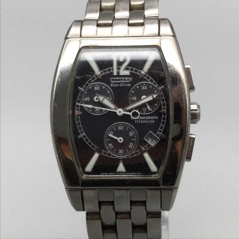 Citizen Eco-Drive Chronograph Mens Watch 32mm Black Dial Titanium H501 8
